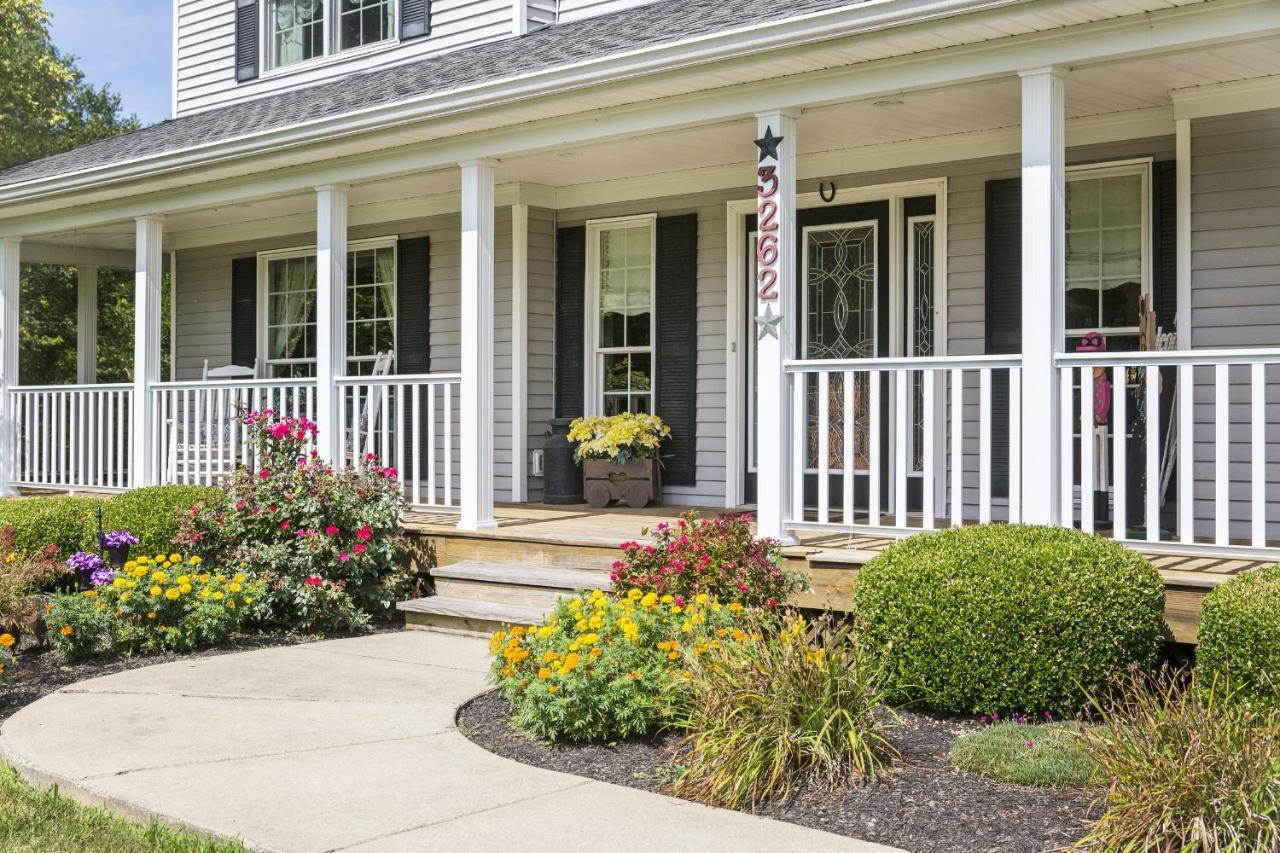 Pillow And Paddock B&B La Grange Exterior photo